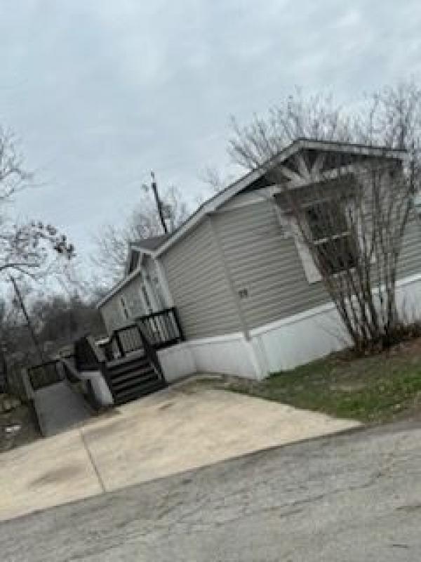 Photo 1 of 2 of home located at 2530 Agena Dr #28 Kirby, TX 78219