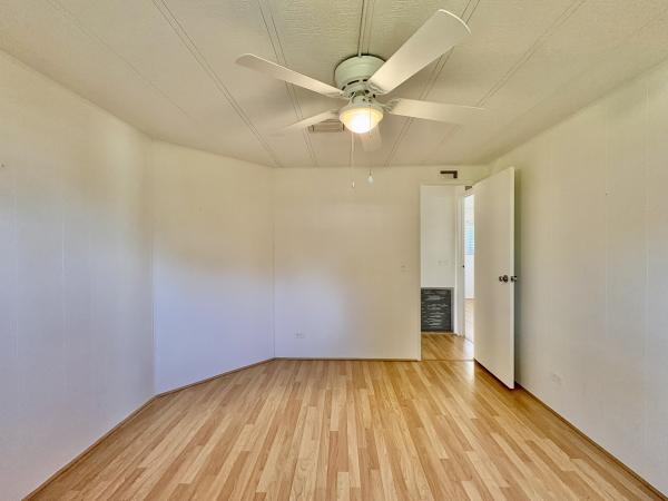 1981 TWIN Mobile Home