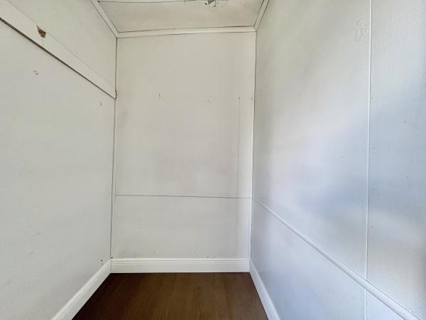 1984 VILL Mobile Home