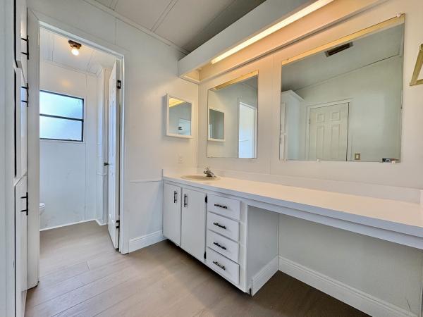 1984 VILL Mobile Home