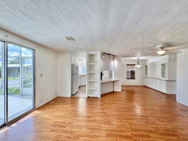 1983 PARK LANE Mobile Home For Sale