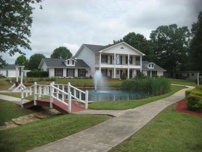 Mobile Home at 2202 Ewing Dr Lot 96 Greensboro, NC 27405