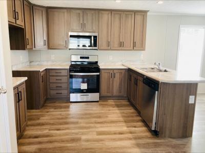 Photo 2 of 6 of home located at 1696 Pinecroft Monroe, MI 48161