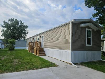 Photo 2 of 10 of home located at 15810 Beech Daly, #340 Taylor, MI 48180