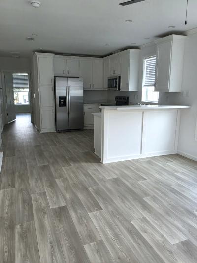 Photo 3 of 23 of home located at 7322 Harbor View Drive Lot 274 Leesburg, FL 34788