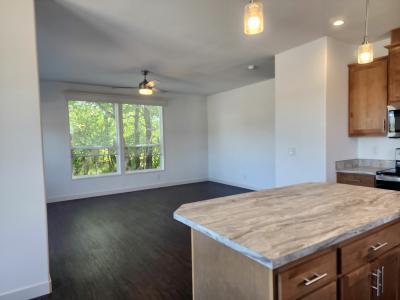 Photo 3 of 8 of home located at 1284 N 19th St 250 Philomath, OR 97370