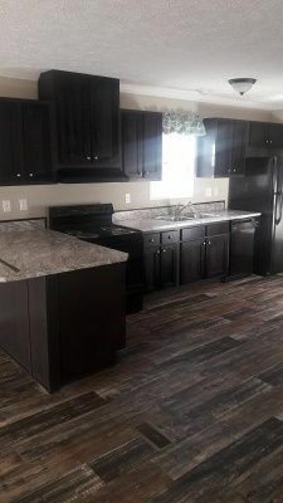 Mobile Home at 135 Greenview Circle Lot Gc135 Fayetteville, GA 30214
