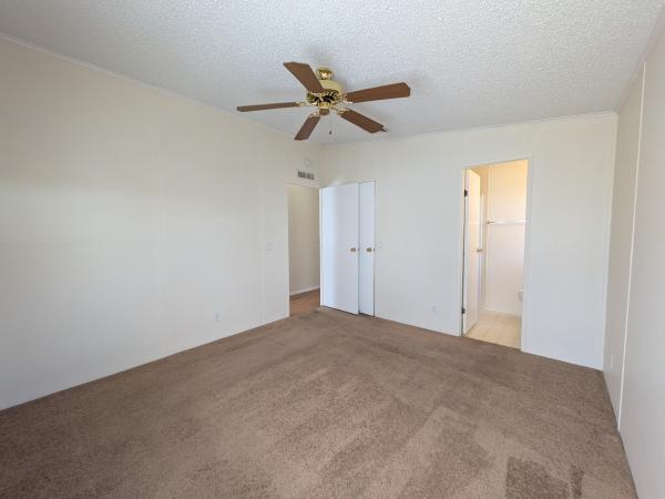 1993 FLEETWOOD BARRINGTON Mobile Home