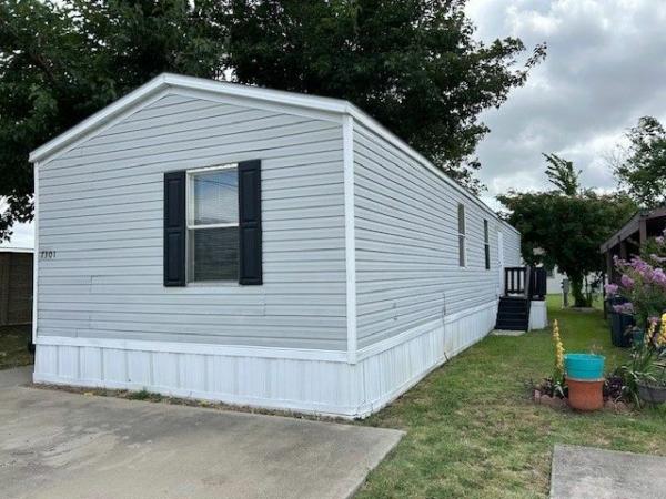 2005 Fleetwood Highland Park Mobile Home