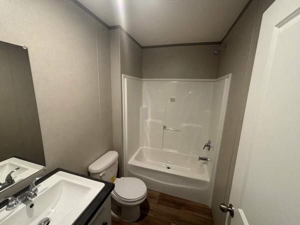 2026 22CCS16763BH26  Home