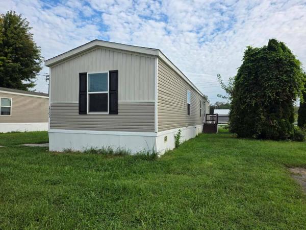 Photo 1 of 2 of home located at 2703 Aspen Street Middletown, OH 45042