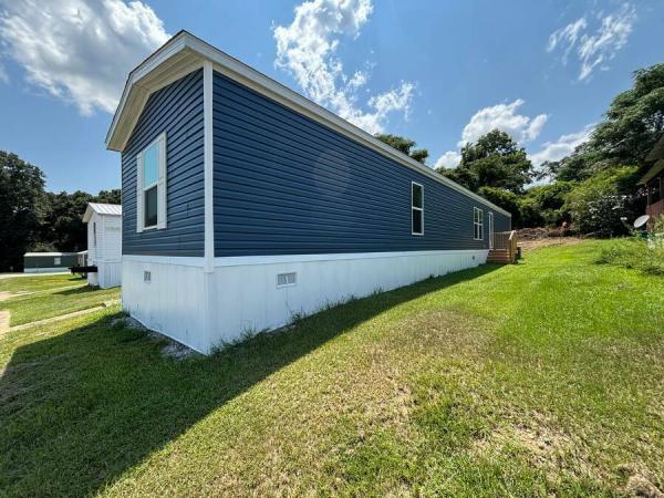 Photo 1 of 2 of home located at 7001 Spring Drive Lot #51 Cottondale, AL 35453