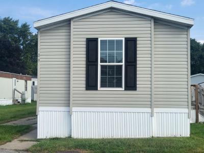 Mobile Home at 1001 Mayflower Road #109 South Bend, IN 46619