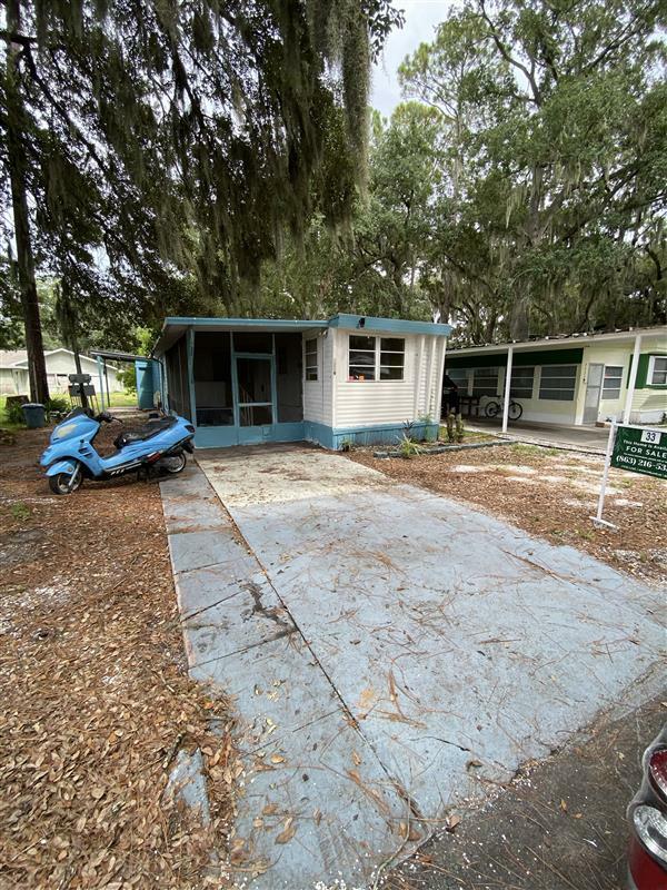 Photo 1 of 2 of home located at 2229 Spruce Ln #33 Lake Alfred, FL 33850