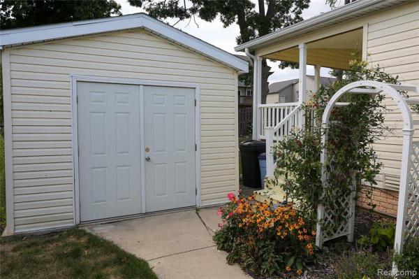 2000 Manufactured Home