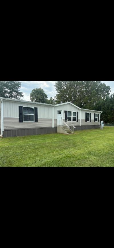 Mobile Home at 150 Celsius Drive Inwood, WV 25428