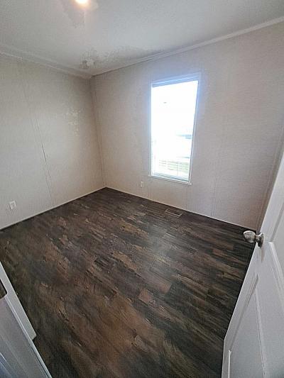 Photo 6 of 12 of home located at 4802 Iron Gate Court Grand Forks, ND 58203
