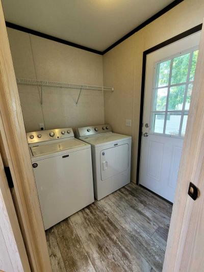Photo 5 of 12 of home located at 5089 Copper Gate Drive Grand Forks, ND 58203