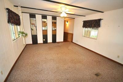 Photo 5 of 18 of home located at 1202 Indigo Dr. Oshkosh, WI 54902