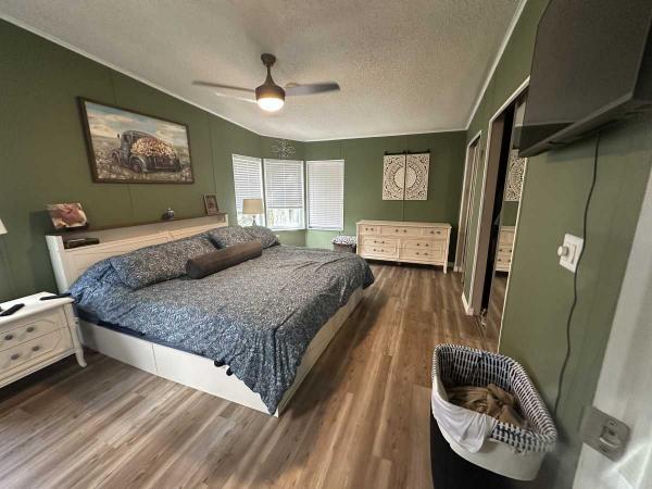 1992 Chan Manufactured Home