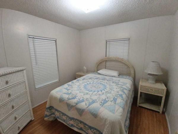 1994 HOME Manufactured Home