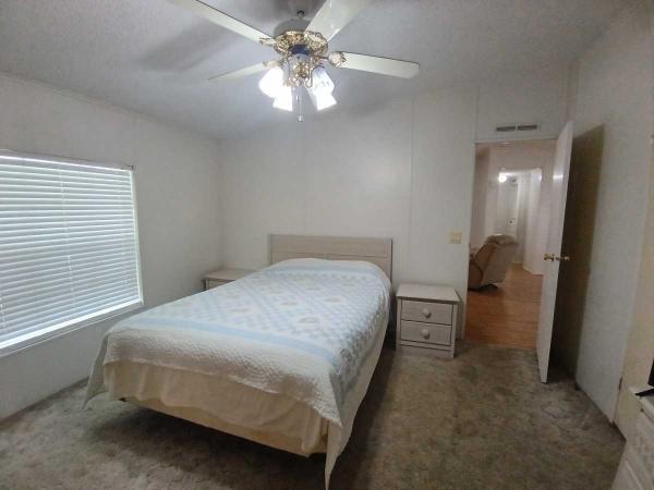 1994 HOME Manufactured Home