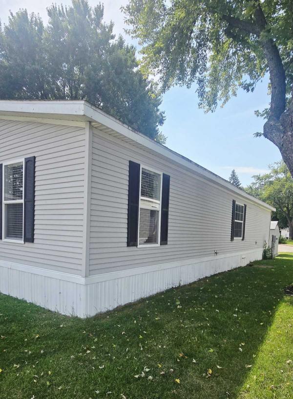 1997 Dutch Park Manufactured Home