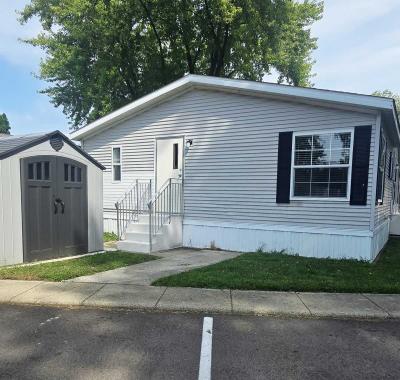 Photo 4 of 18 of home located at 402 Lancer Ln, #154 Lansing, MI 48906