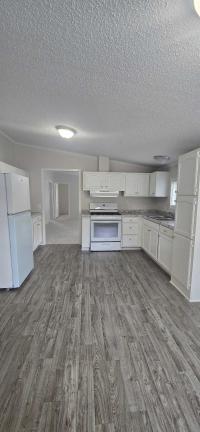 1997 Dutch Park Manufactured Home