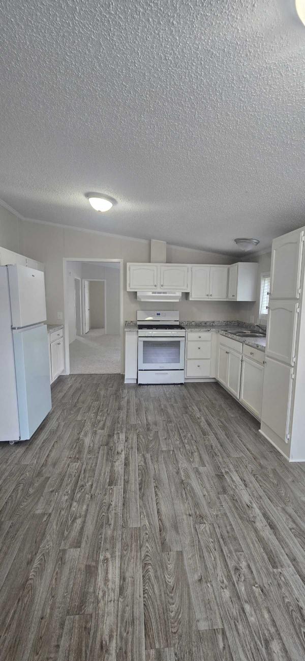 1997 Dutch Park Manufactured Home