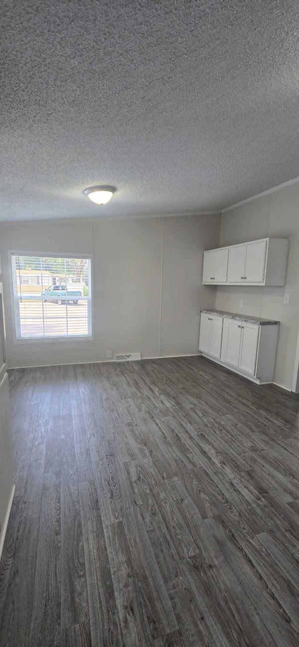 1997 Dutch Park Manufactured Home