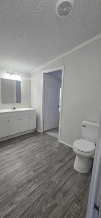1997 Dutch Park Manufactured Home