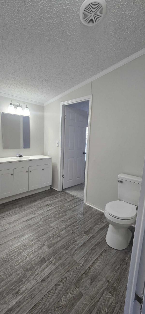 1997 Dutch Park Manufactured Home