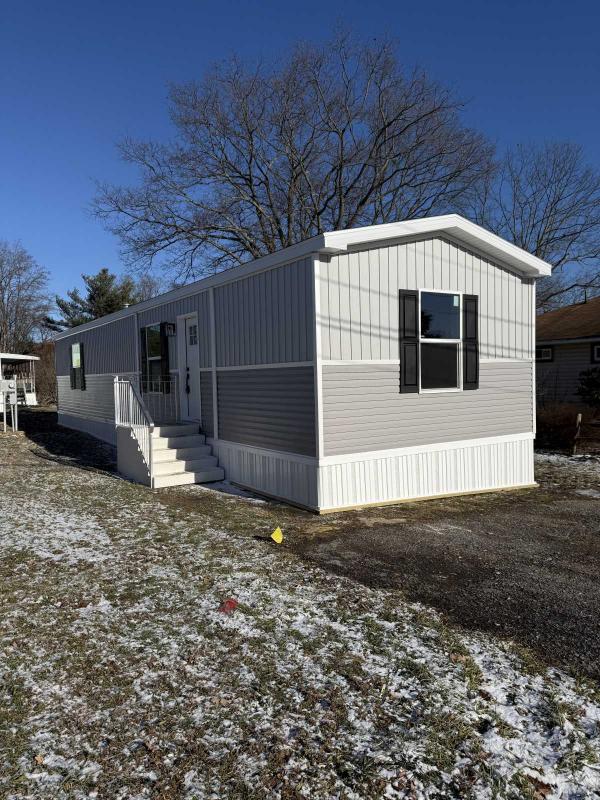 Photo 1 of 2 of home located at 475 Stoystown Road Lot 144 Ea Somerset, PA 15501