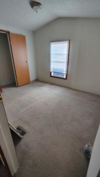 1996 Holly Park Mobile Home