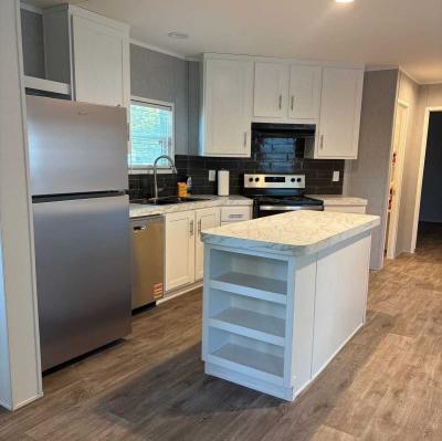Photo 2 of 16 of home located at 215 Stratton Ridge #58 Clute, TX 77531