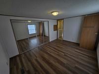 1996 Marshfield Esquire LTD Mobile Home