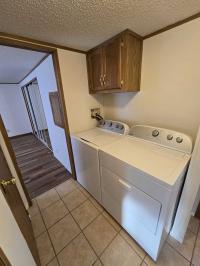 1996 Marshfield Esquire LTD Mobile Home