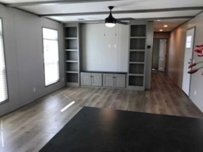 Photo 4 of 12 of home located at 5265 Dakota Lane Tyler, TX 75706