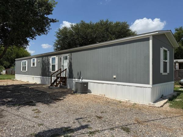 2022 ANNIVERSARY 31ANN16763AH22 Mobile Home For Sale