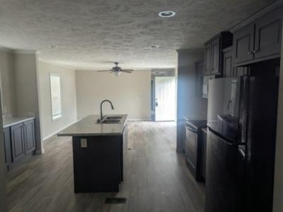 Photo 3 of 12 of home located at 336 Airport Circle Lake City, SC 29560