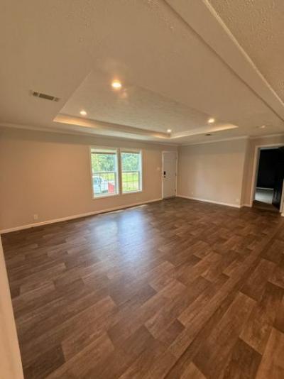 Photo 2 of 27 of home located at 31888 Alabama 75 Oneonta, AL 35121
