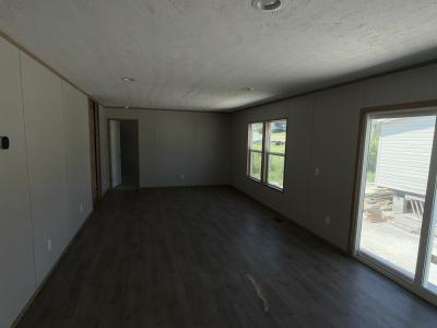 Photo 4 of 13 of home located at 31888 Hwy 75 Oneonta, AL 35121