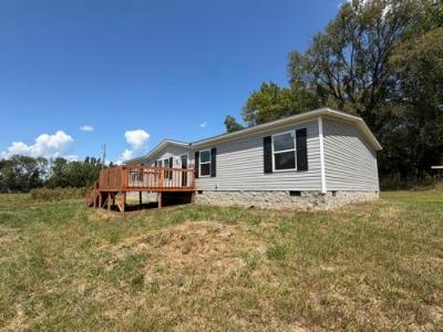 Photo 2 of 25 of home located at 278 Dorsey Rd Austin, KY 42123