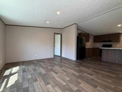Photo 3 of 25 of home located at 278 Dorsey Rd Austin, KY 42123