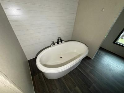 Photo 4 of 10 of home located at 12155 Us Hwy 69 N Tyler, TX 75706