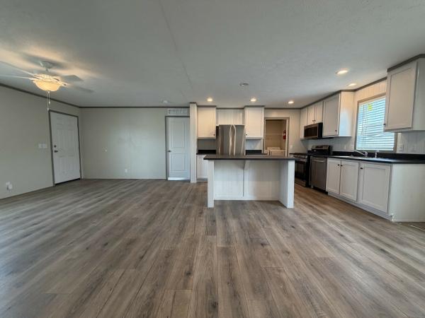2026 clayton 95CCS28483A Mobile Home