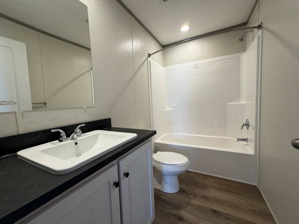 2026 clayton 95CCS28483A Mobile Home