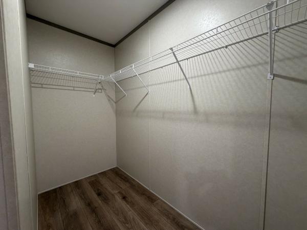 2026 clayton 95CCS28483A Mobile Home