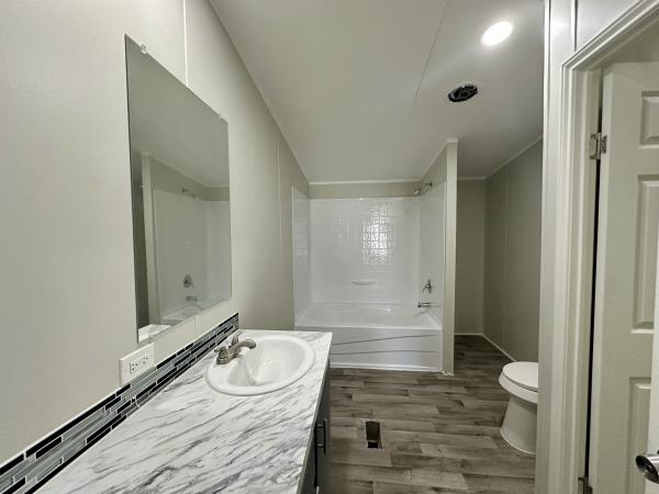 2007 Clayton Mobile Home